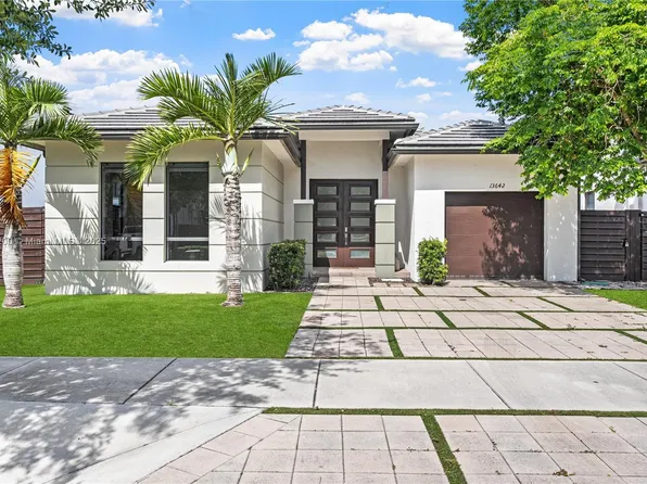 13642 SW 160th Ct, Miami, FL 33196