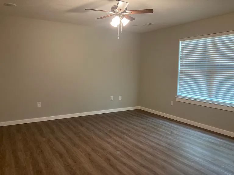 1000 S Brooks Ave #1002 — Photo 7