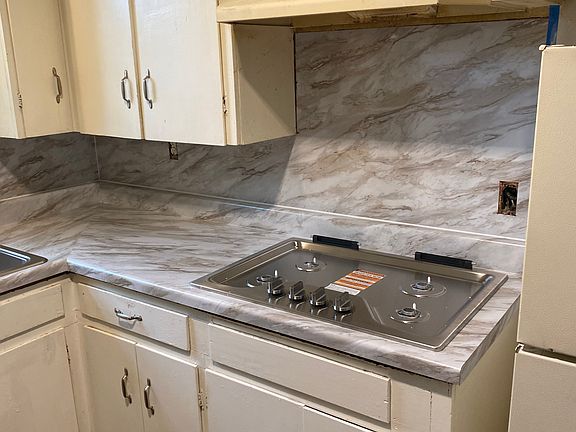 4th image of 7769 E Skelly Dr