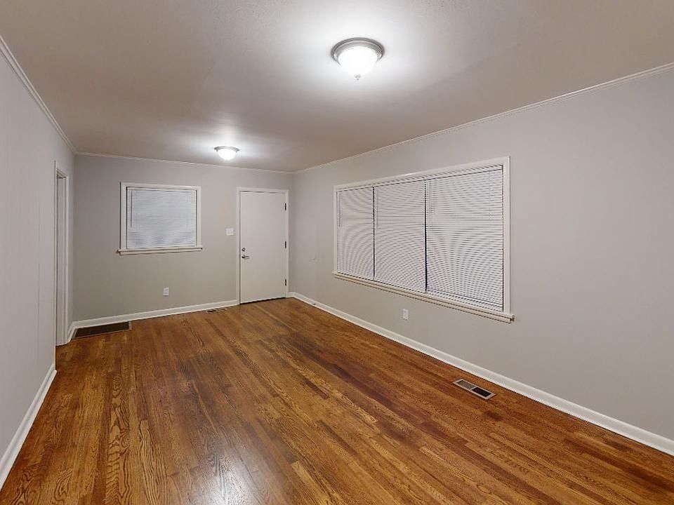 1st image of 3800 Woodlake Dr #3800