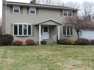 4381 Barford Rd, Syracuse, NY 13215