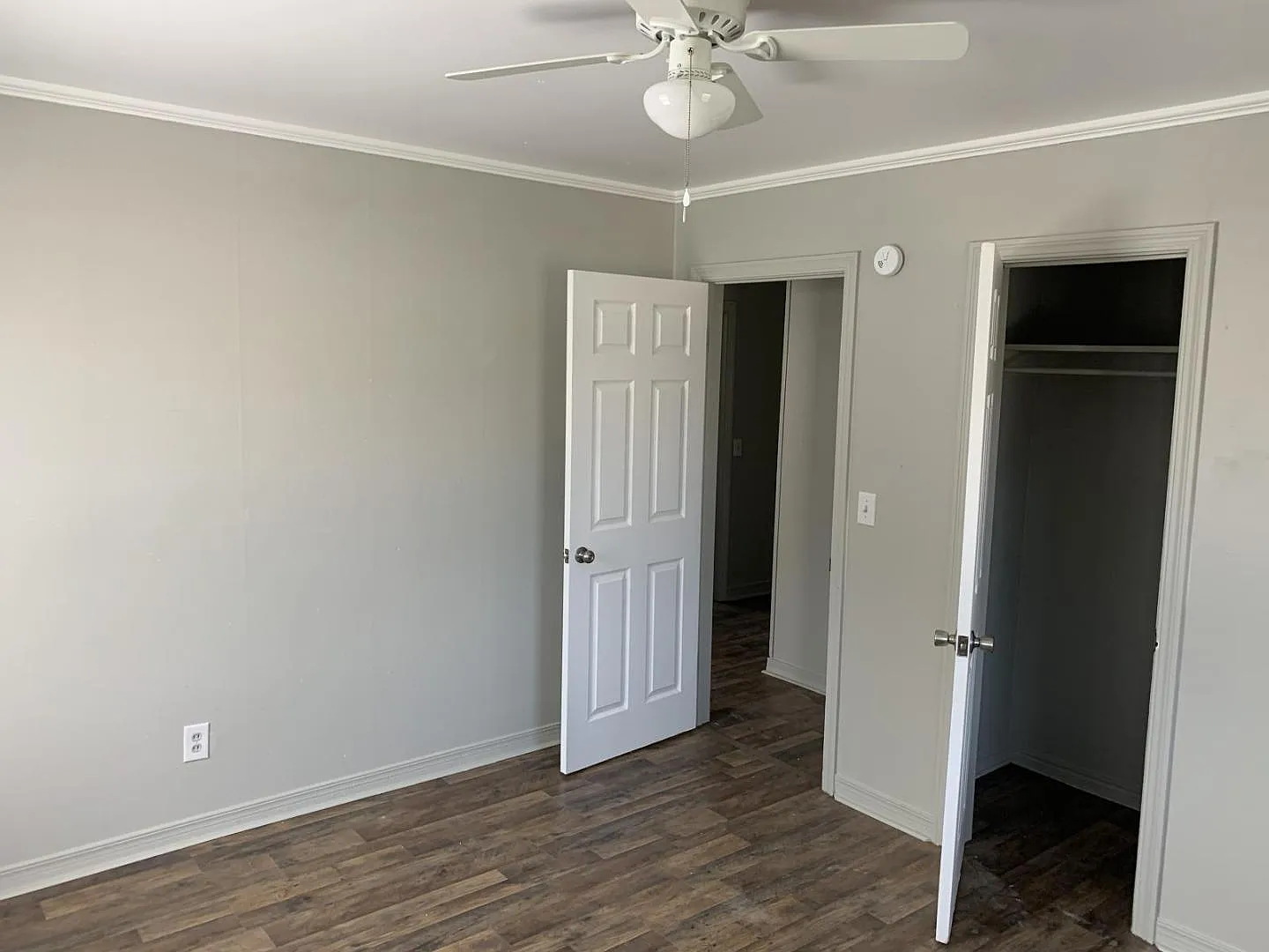 204 E Fairchild Dr — Photo 4