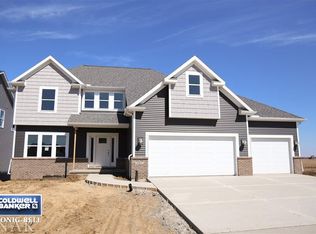 3307 W Boulder Point Ct, Dunlap, IL 61525