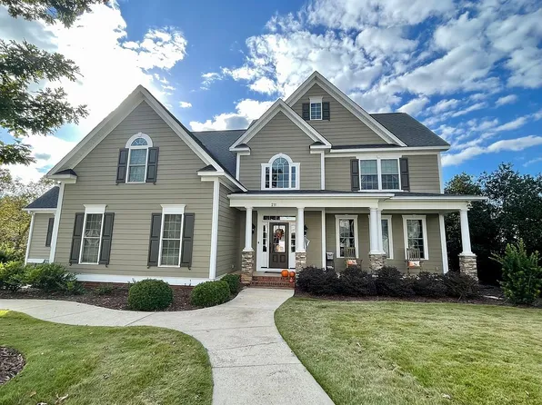 211 Power Point Ln, Lexington, SC 29072