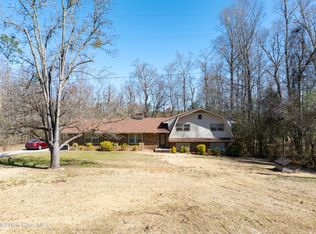 77 Greenbrier Rd, Tarboro, NC 27886