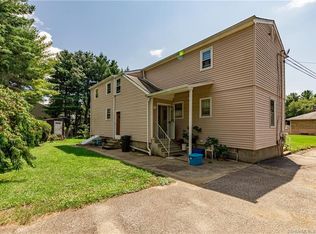 31 John St, Derby, CT 06418
