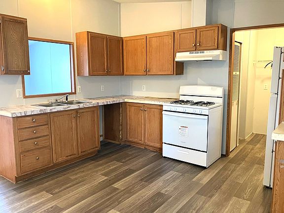 2nd image of 101 N Michigan St #38
