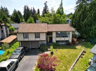 3920 Red Fox Pl SE, Pt Orchard, WA 98366