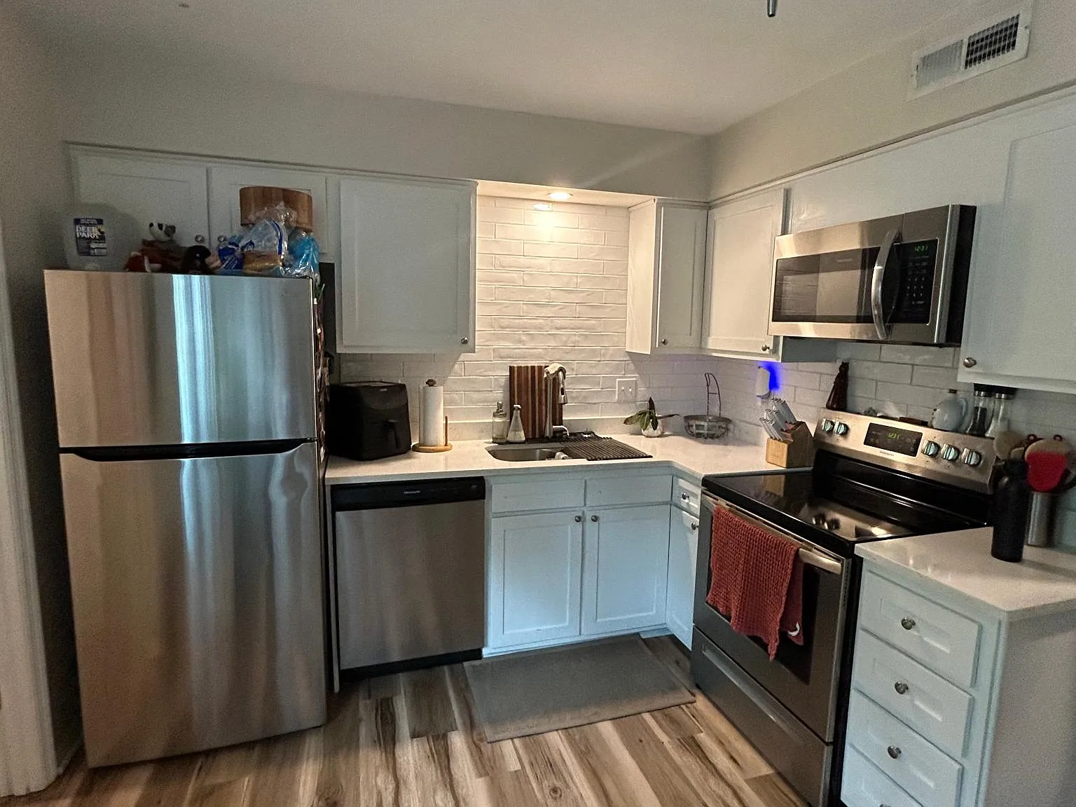 1010 Hunters Trce — Photo 3