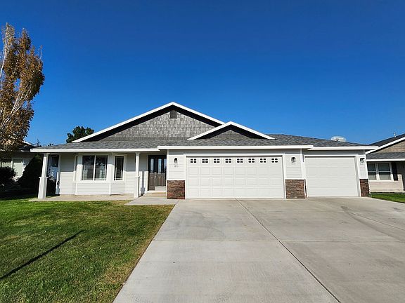 2nd image of 5811 Austin Ct
