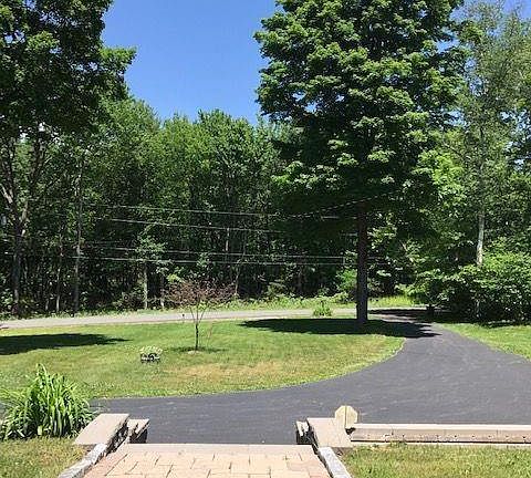 2nd image of 355 Woods Ct