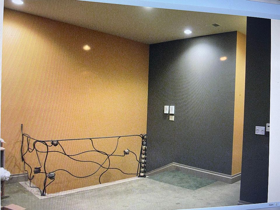 1st image of 3888 17th St #X