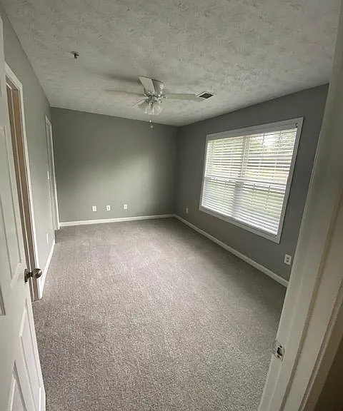 1558 Eastmont Dr NW #1558 — Photo 5
