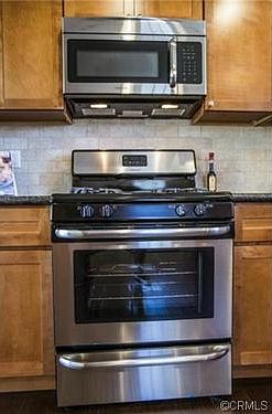 3rd image of 14325 Mulberry Dr