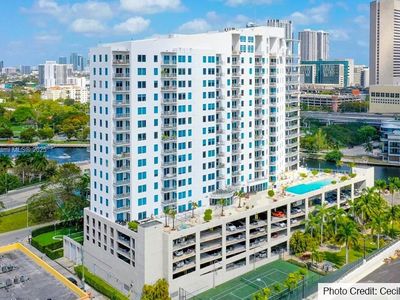 10 SW South River Dr #PENTHOUSE I06, Miami, FL, 33130