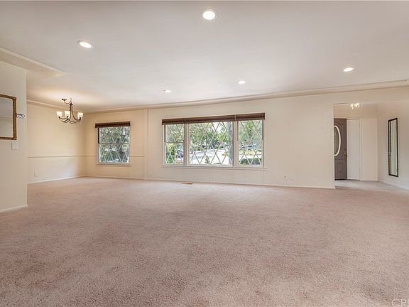 5th image of 4240 Lowell Ave