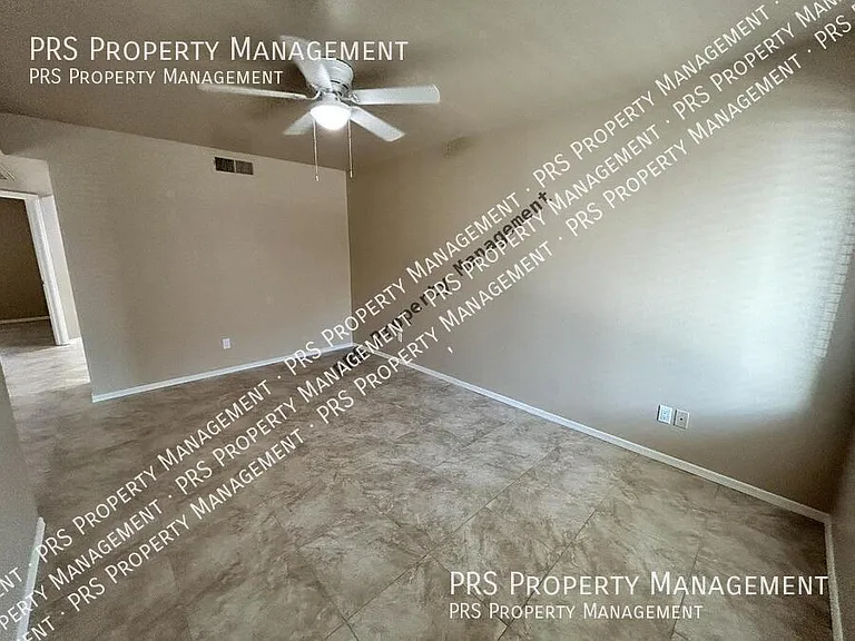 551 S Lesueur #1 — Photo 4