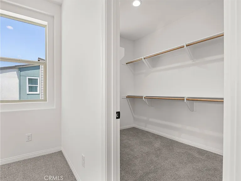 27448 Pioneer Ct — Photo 30