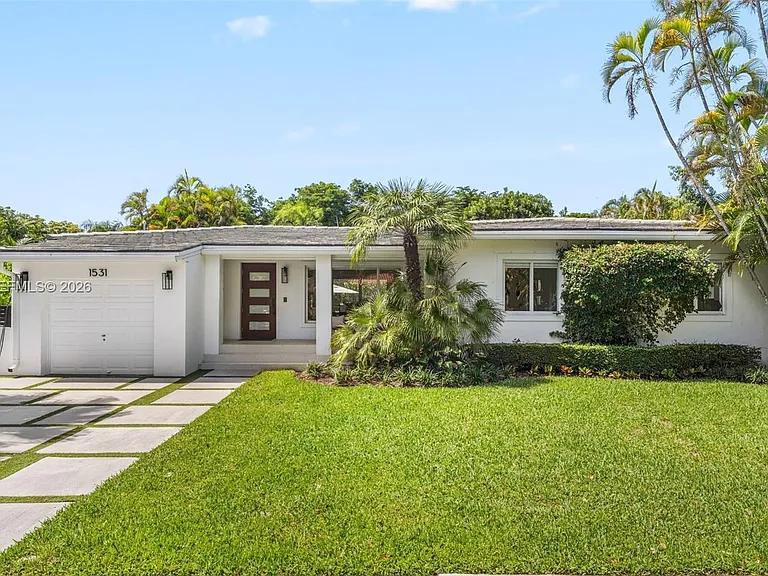 1531 Consolata Ave — Photo 40