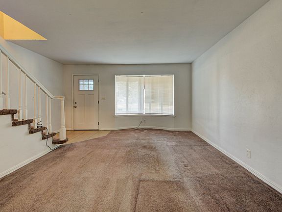 4th image of 1414 Rebecca Ln #1