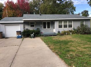 101 S 17th St, Atchison, KS 66002