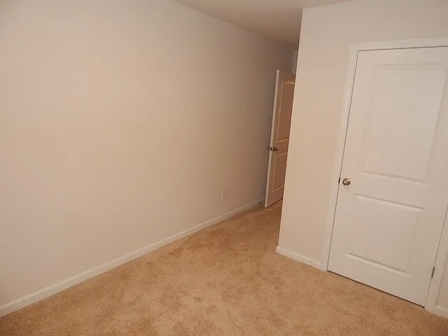 207 Oakmont Valley Trl — Photo 14