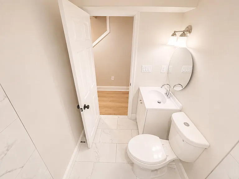 432 Bonsal St — Photo 16