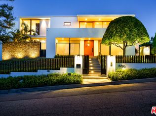 1530 Bel Air Rd, Los Angeles, CA