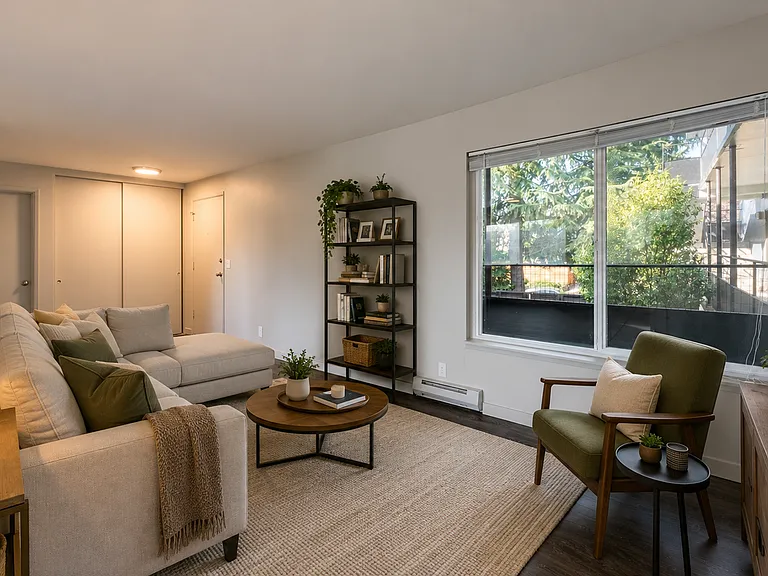 Sylvan Court — Photo 2