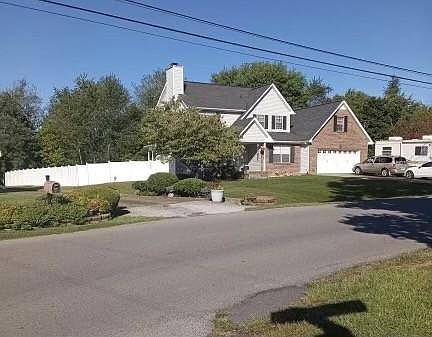 1st image of 3330 N Henderson Way