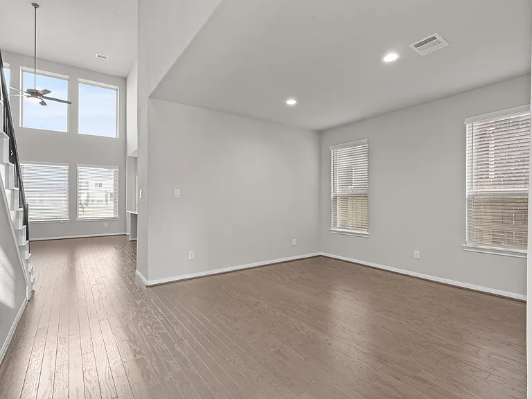 29650 Kynndal Shore Dr — Photo 18