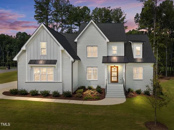 8000 Wexford Waters Ln, Wake Forest, NC 27587