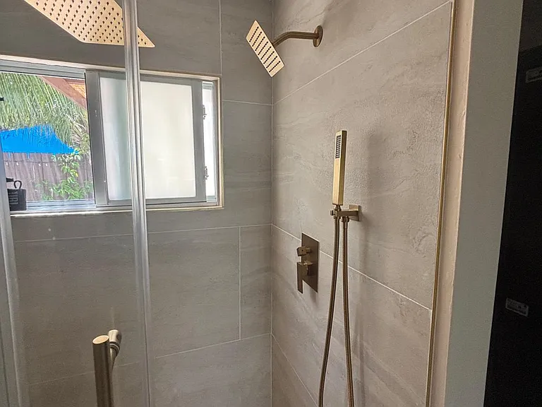 2480 NE 13th Ter #0 — Photo 39