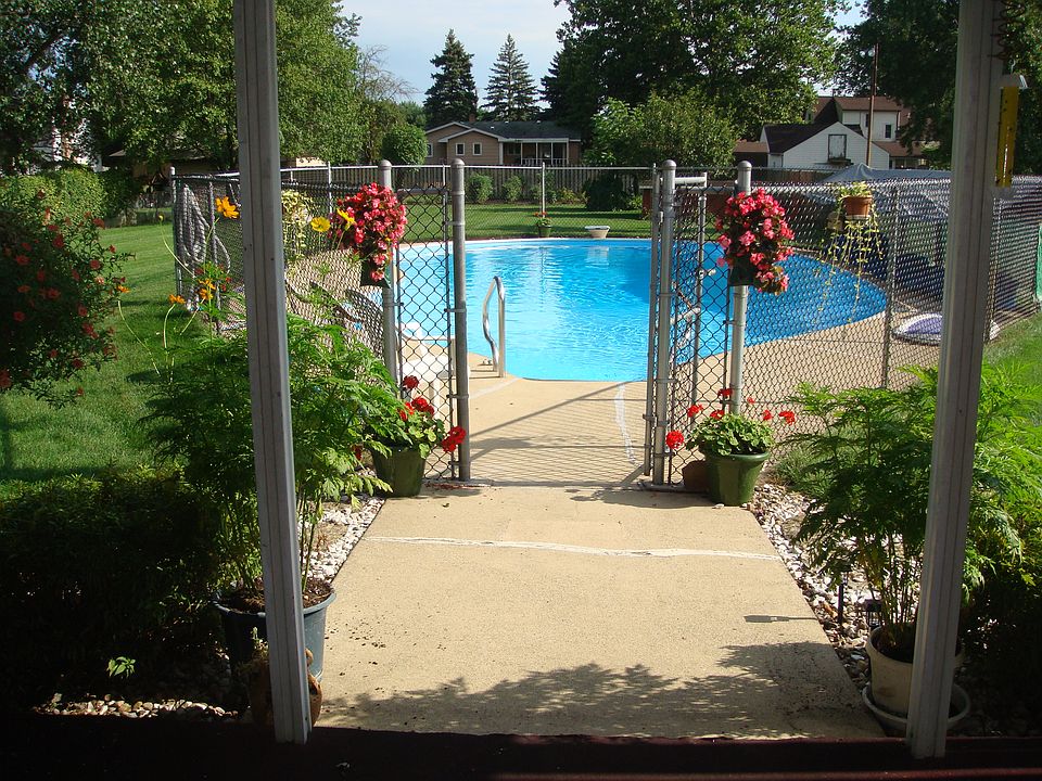 2nd image of 3626 38th St