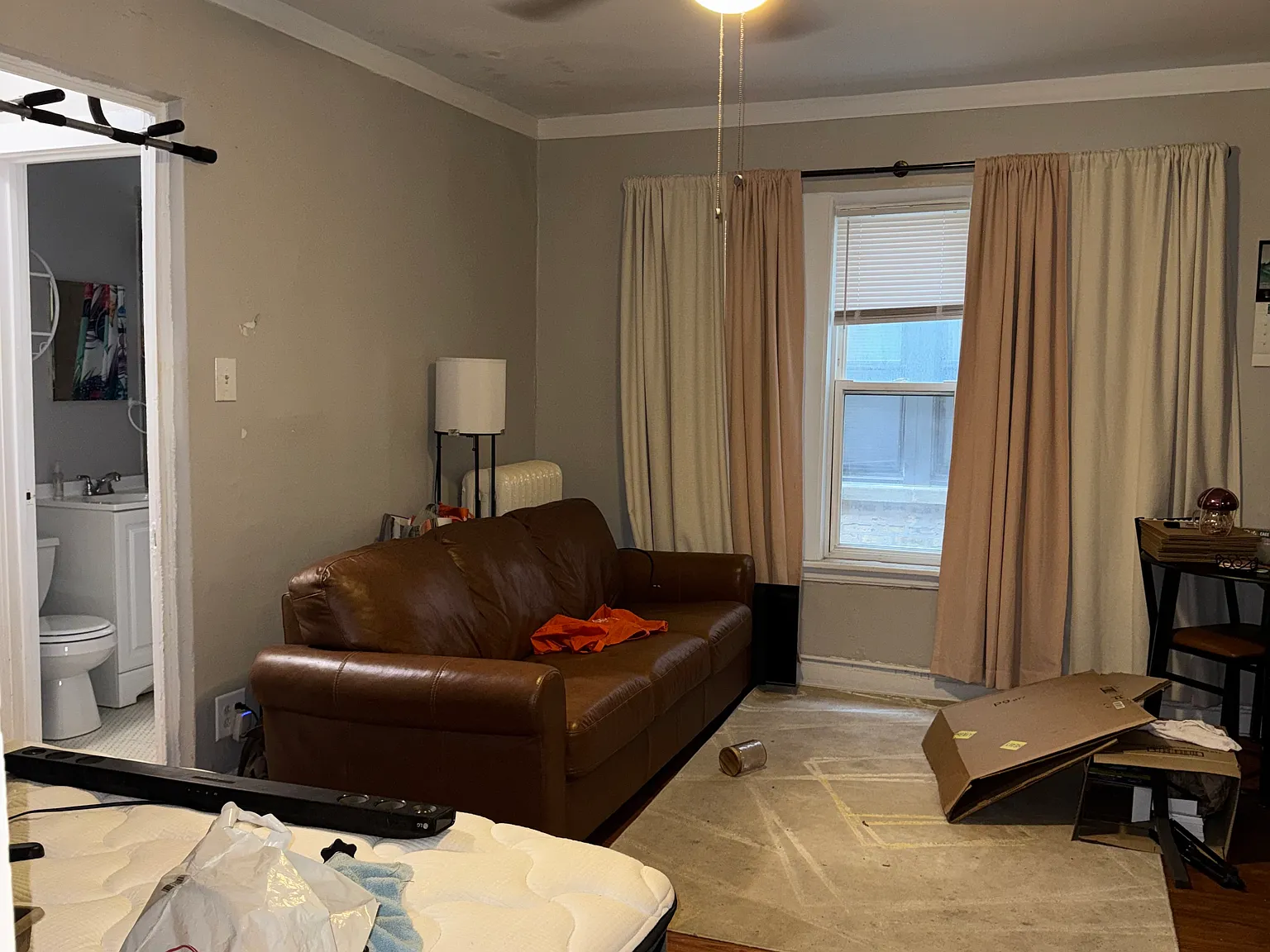 Studio, $1,100 — Photo 4