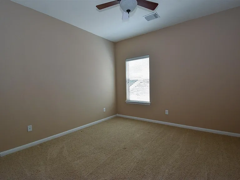 21223 Pennshore Ln — Photo 29