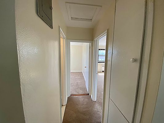 5th image of 215-31B Hillside Ave #2