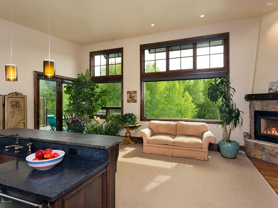 Open Floor Plan with High Ceilings
