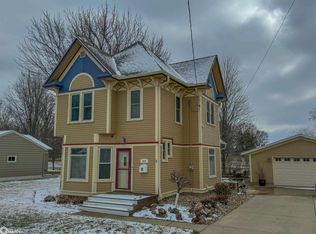 419 7th Ave NE, Hampton, IA 50441
