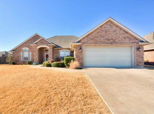 2225 SW 54th St, Lawton, OK 73505