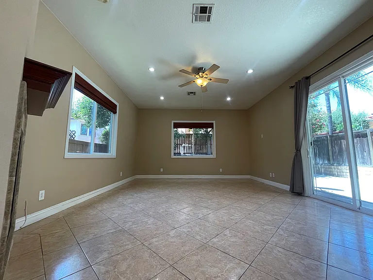 7832 Danner Ct — Photo 5