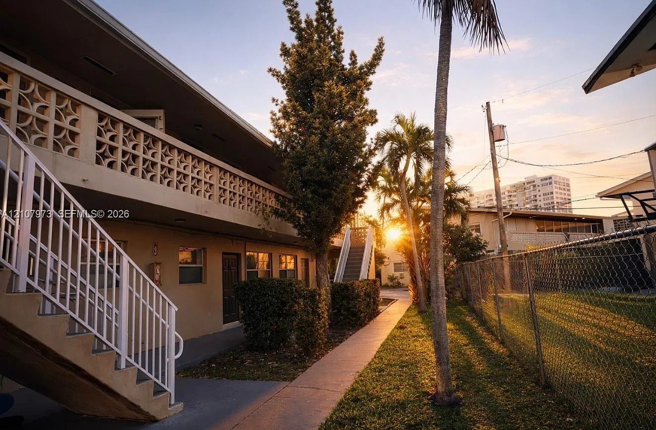 San Souci Estates — Photo 1