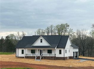 2585 Pike Rd, Liberty, NC 27298