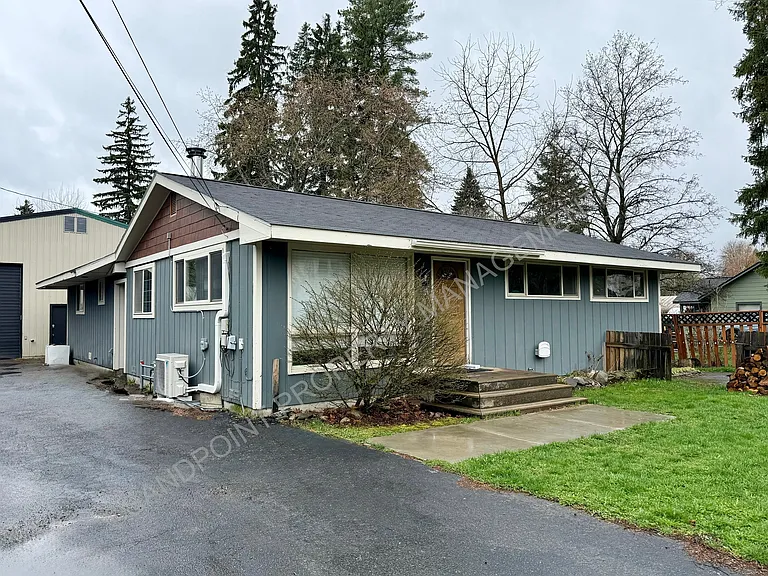 819 Hickory St — Photo 3
