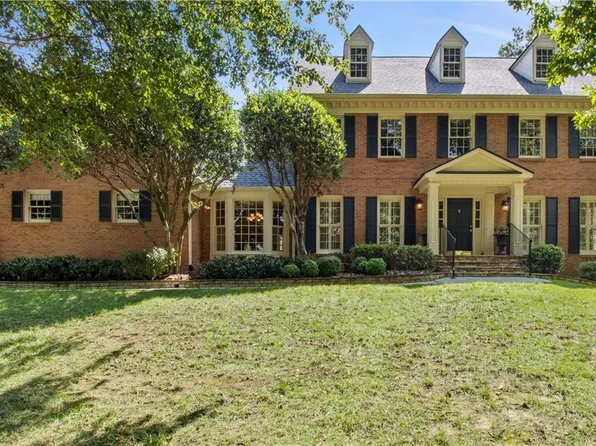 4791 Layfield Dr, Atlanta, GA 30338