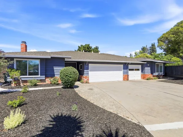559-561 Mozart Ct, Sunnyvale, CA 94087