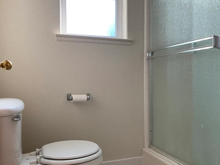 1378 Christopher Dr — Photo 7