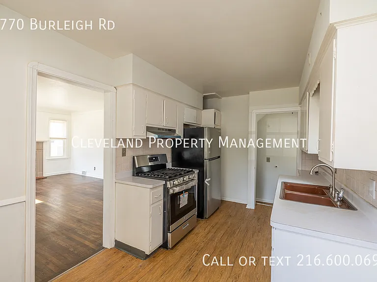 4770 Burleigh Rd — Photo 8