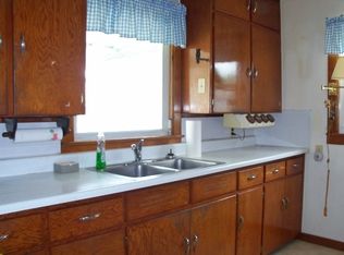 520 S Plymouth St, Culver, IN