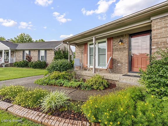 5th image of 10416 Duke Ct